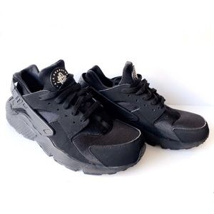 Men’s Nike Air Huarache Black Size 10.5